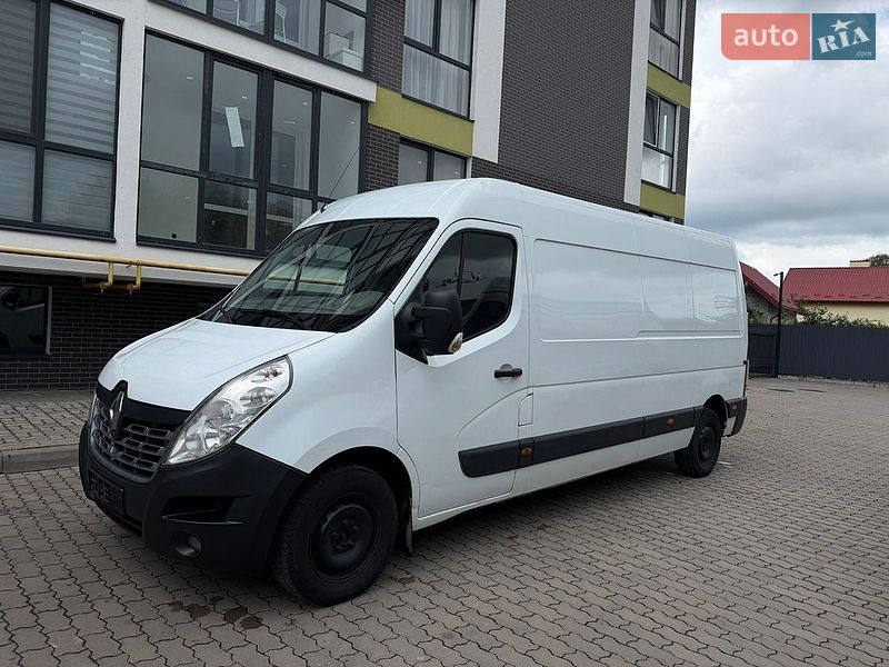 Вантажний фургон Renault Master 2017 в Жовкві