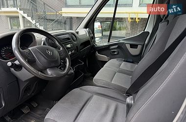 Вантажний фургон Renault Master 2017 в Жовкві