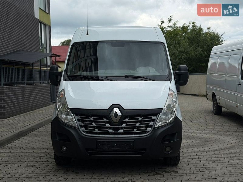 Вантажний фургон Renault Master 2017 в Жовкві