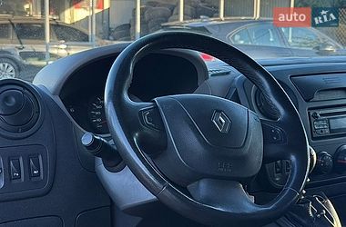 Вантажний фургон Renault Master 2017 в Жовкві