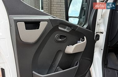 Мікровен Renault Master 2015 в Ратному