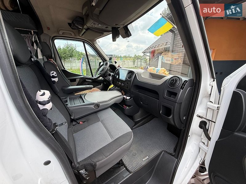 Мікровен Renault Master 2015 в Ратному