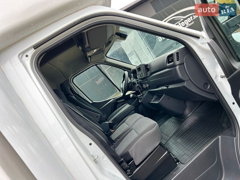 Тентований Renault Master 2022 в Хусті