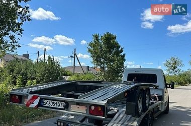 Автовоз Renault Master 2015 в Ровно