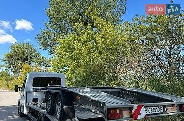 Автовоз Renault Master 2015 в Ровно
