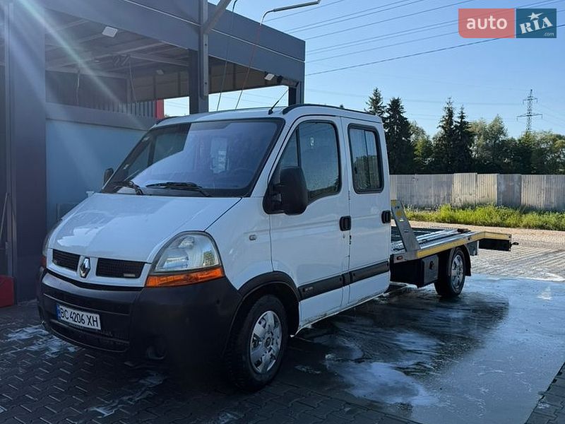 Автовоз Renault Master 2005 в Старому Самборі