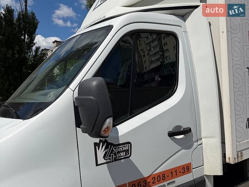 Грузовой фургон Renault Master 2016 в Киеве