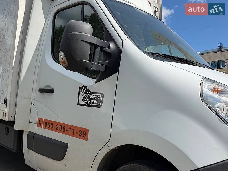 Грузовой фургон Renault Master 2016 в Киеве