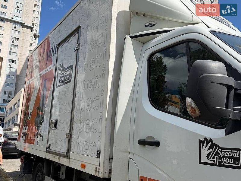 Грузовой фургон Renault Master 2016 в Киеве
