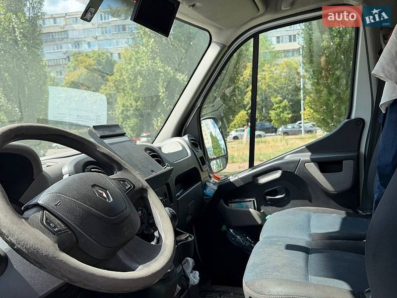 Грузовой фургон Renault Master 2016 в Киеве