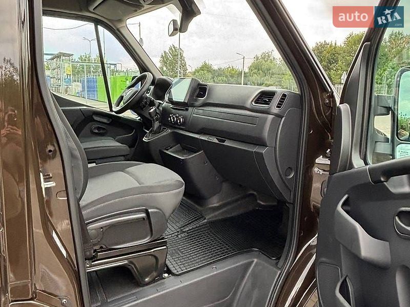 Грузовой фургон Renault Master 2020 в Дубно