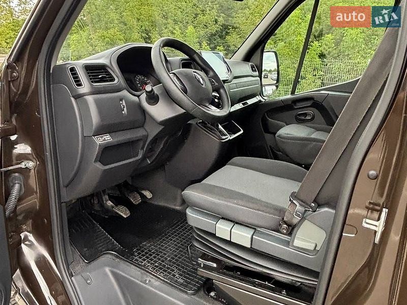 Грузовой фургон Renault Master 2020 в Дубно