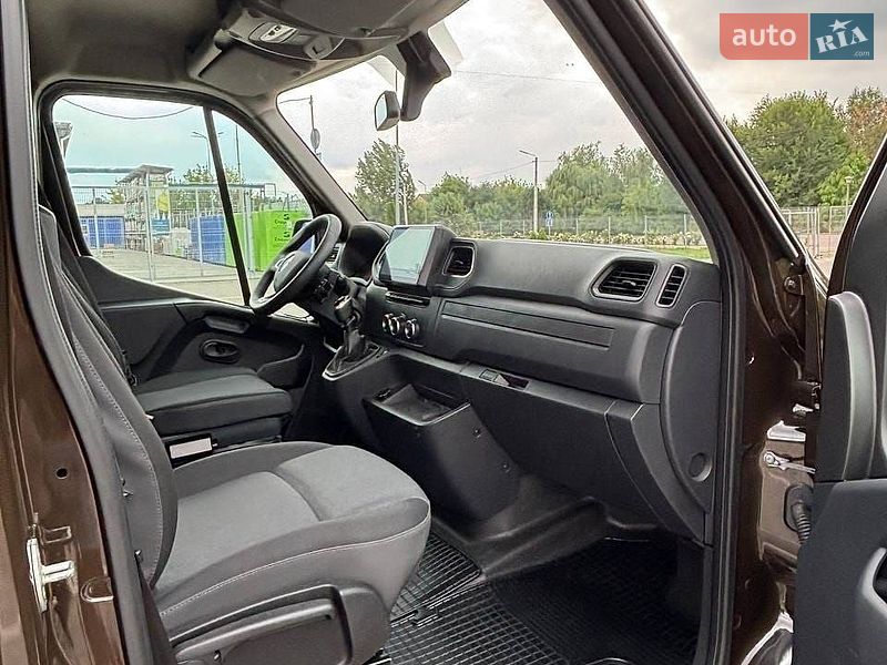 Грузовой фургон Renault Master 2020 в Дубно