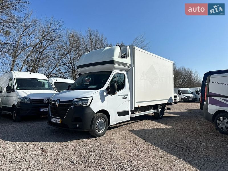 Renault Master 2021