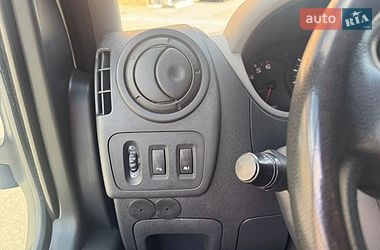 Вантажний фургон Renault Master 2016 в Києві