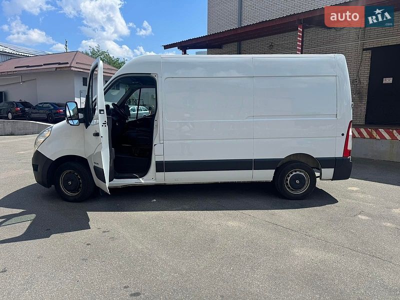 Вантажний фургон Renault Master 2016 в Києві