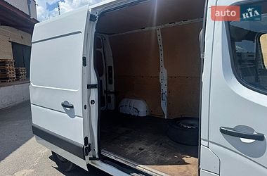 Вантажний фургон Renault Master 2016 в Києві