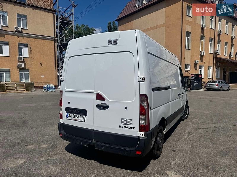 Вантажний фургон Renault Master 2016 в Києві