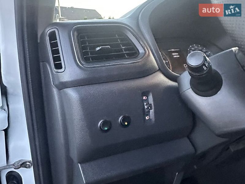Борт Renault Master 2022 в Луцке