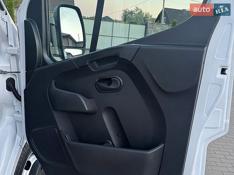 Борт Renault Master 2022 в Луцке