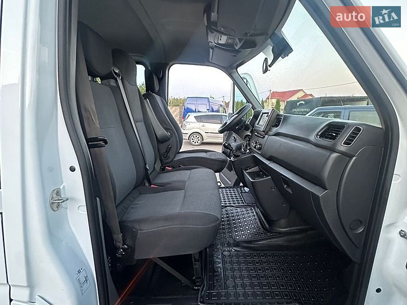 Борт Renault Master 2022 в Луцке