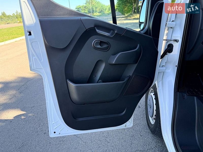 Тентований Renault Master 2022 в Києві фото 33 Тентований Renault Master 2022 в Києві
