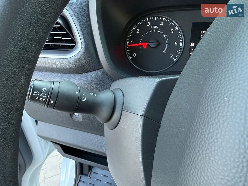 Вантажний фургон Renault Master 2020 в Дубні