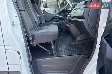 Вантажний фургон Renault Master 2020 в Дубні