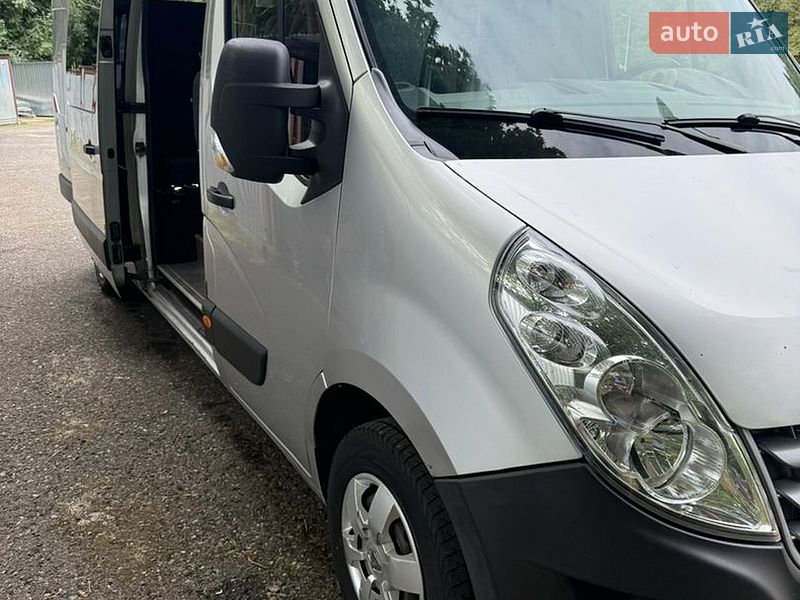 Renault Master 2012