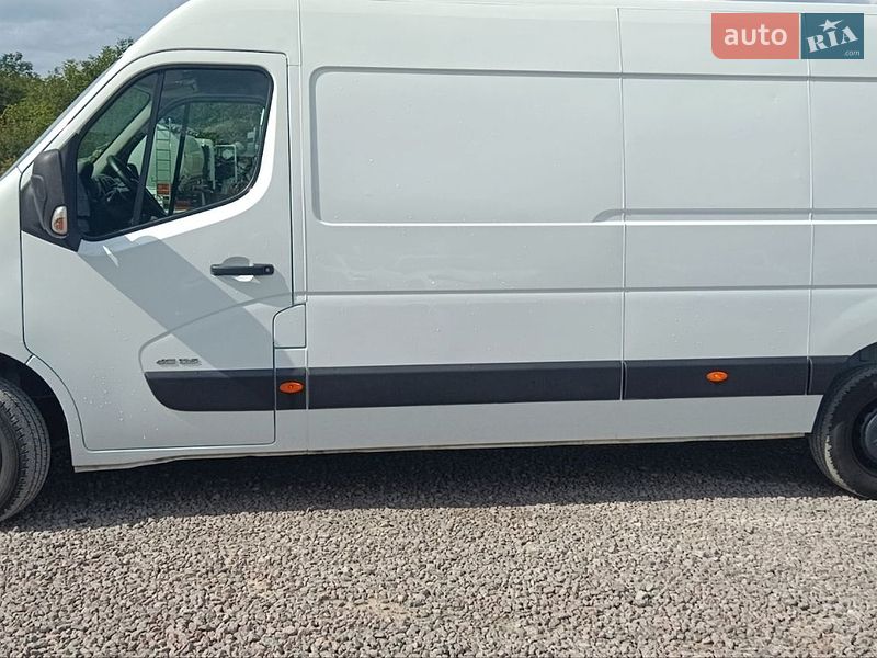 Грузовой фургон Renault Master 2015 в Бартатовом
