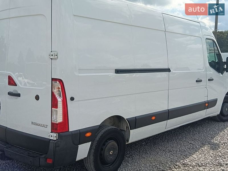 Грузовой фургон Renault Master 2015 в Бартатовом