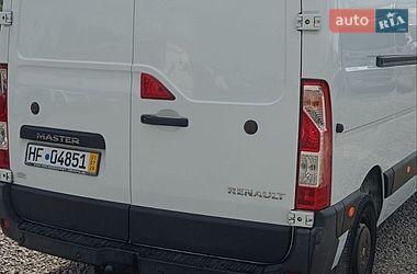 Грузовой фургон Renault Master 2015 в Бартатовом