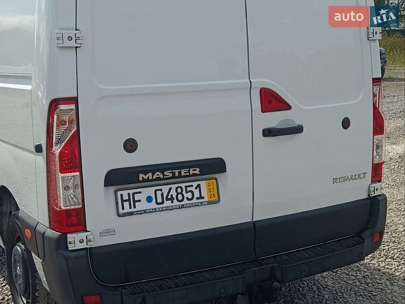 Грузовой фургон Renault Master 2015 в Бартатовом