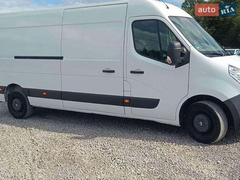 Грузовой фургон Renault Master 2015 в Бартатовом