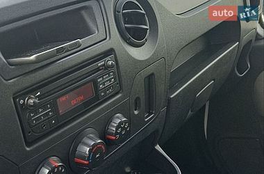 Грузовой фургон Renault Master 2015 в Бартатовом
