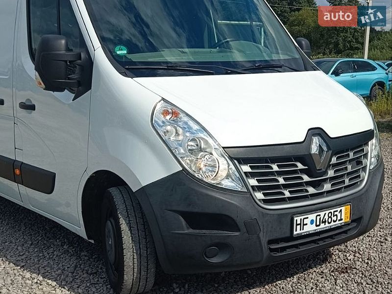 Грузовой фургон Renault Master 2015 в Бартатовом