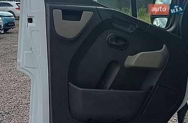 Грузовой фургон Renault Master 2015 в Бартатовом