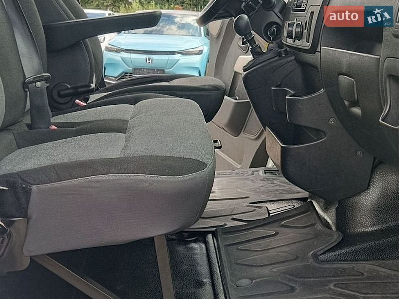 Грузовой фургон Renault Master 2015 в Бартатовом