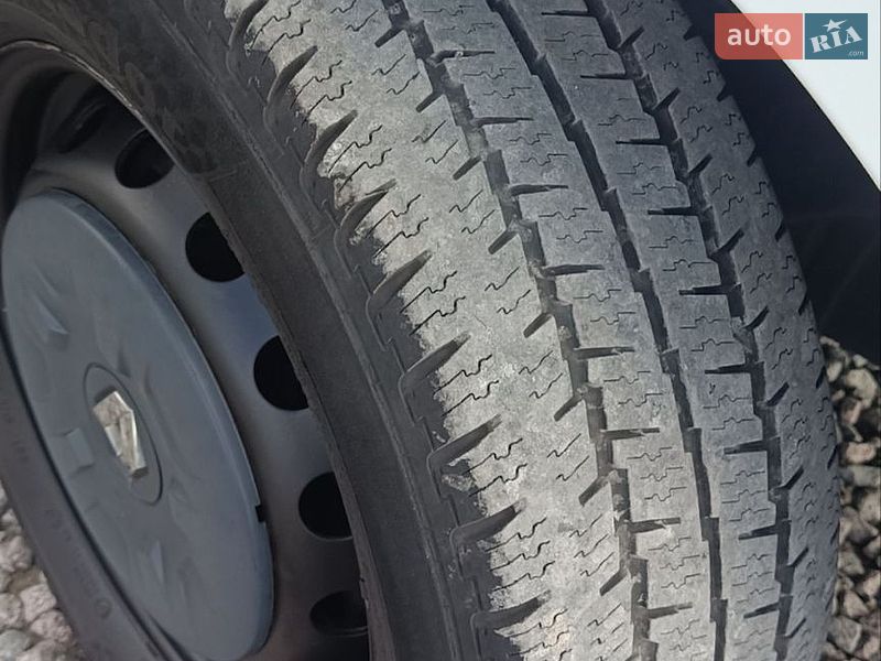 Грузовой фургон Renault Master 2015 в Бартатовом