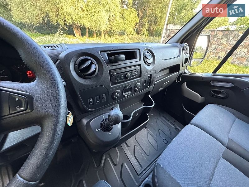 Інші вантажівки Renault Master 2018 в Бердичеві