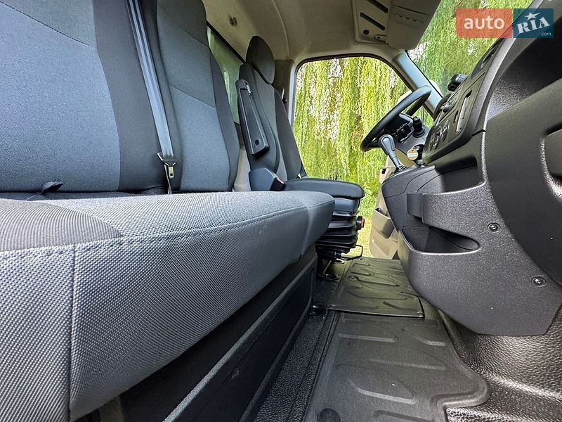 Інші вантажівки Renault Master 2018 в Бердичеві