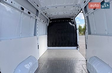 Грузовой фургон Renault Master 2021 в Киеве
