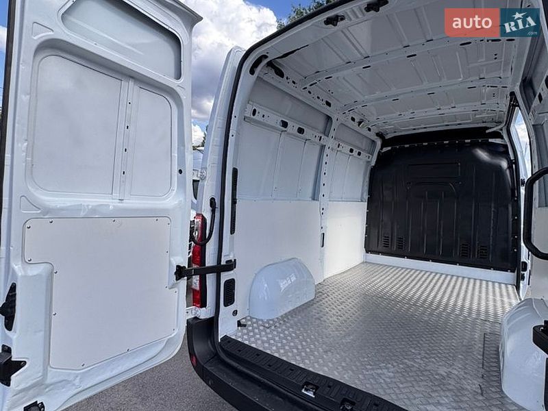 Грузовой фургон Renault Master 2021 в Киеве
