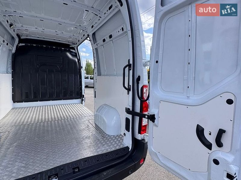 Грузовой фургон Renault Master 2021 в Киеве
