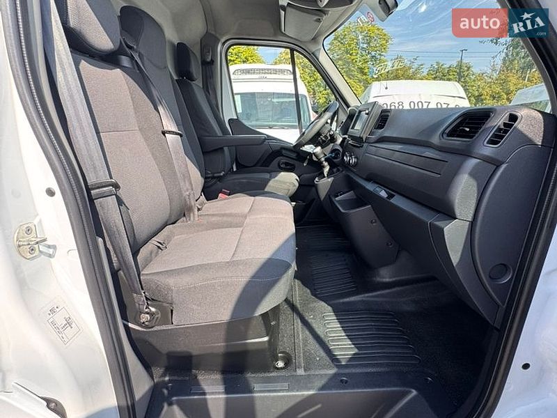 Вантажний фургон Renault Master 2021 в Києві
