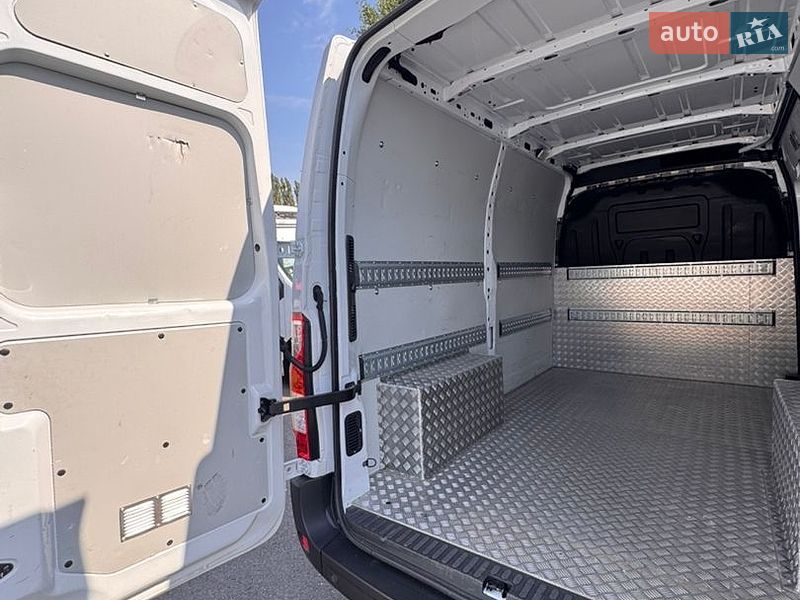 Вантажний фургон Renault Master 2021 в Києві