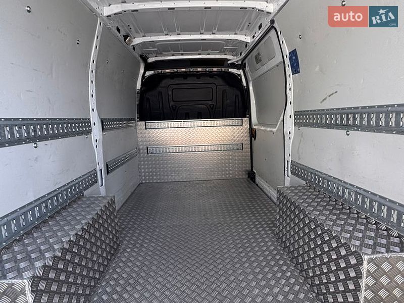 Вантажний фургон Renault Master 2021 в Києві