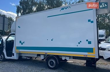 Другие грузовики Renault Master 2021 в Ровно