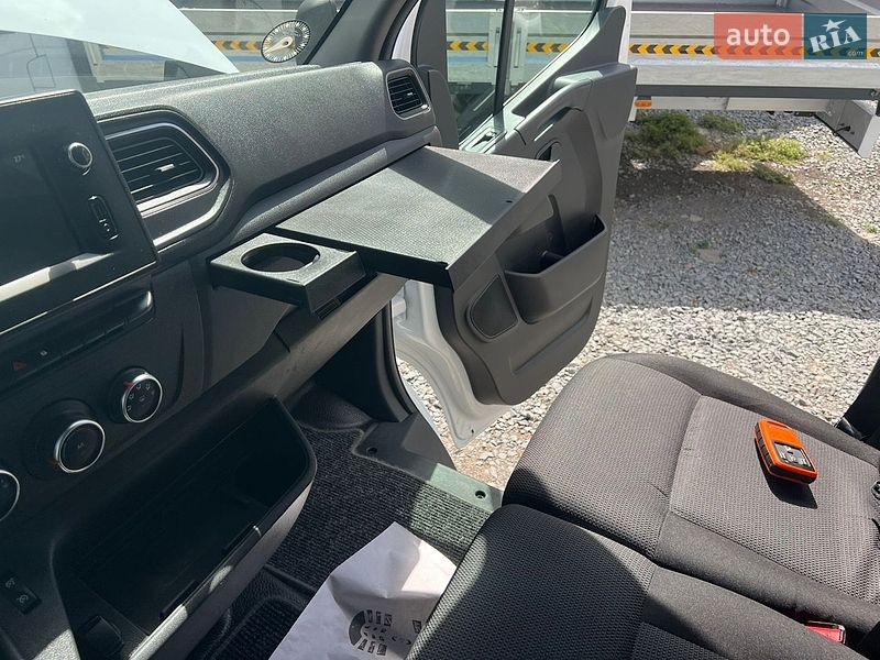 Другие грузовики Renault Master 2021 в Ровно