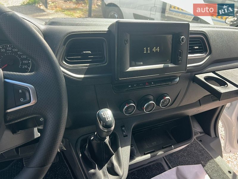 Другие грузовики Renault Master 2021 в Ровно